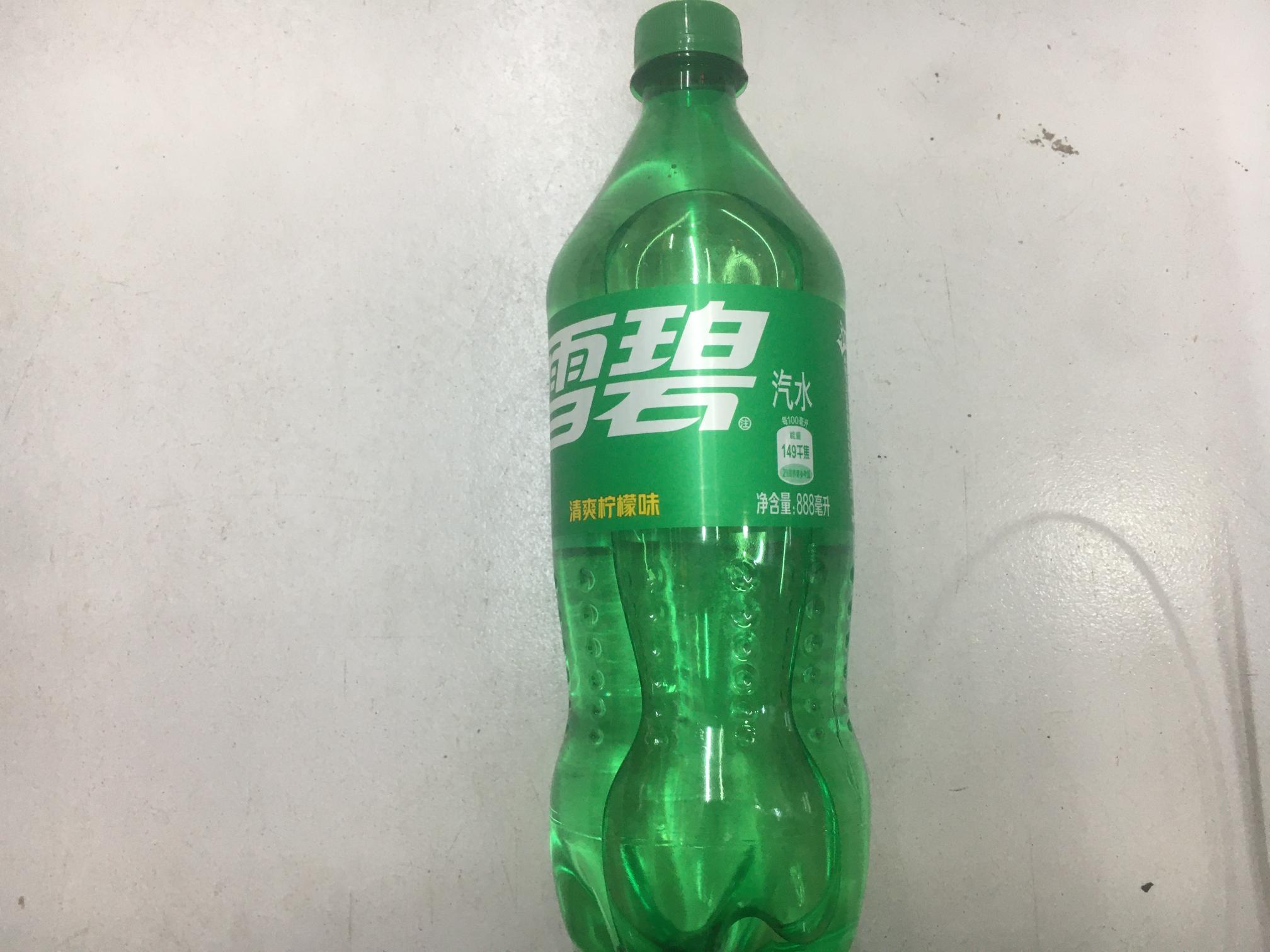 雪碧888ml/瓶(清爽柠檬味)